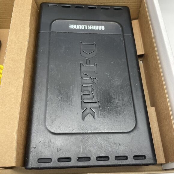 D-Link DGL-4100 Gamefuel priority Gaming Router Gigabit Broadband Tested Works - Picture 2 of 8